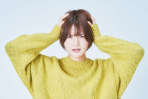 有給休暇と傷病手当金の関係をわかりやすく解説｜有給中は対象外？半休・退職時の注意点も整理