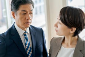 会社での嫌がらせが原因で辞めさせられる？その対策と対応策