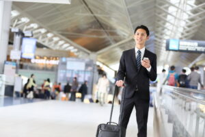 転勤命令を拒否する方法と退職時に知っておくべきリスク