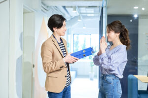 「〇〇ハラ」に遭った時の対処方法、具体的な解決策を紹介