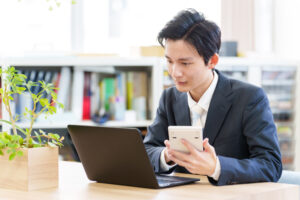 再就職手当の支給金額とは?満額もらう方法や失業保険との併用などを解説