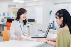 失業保険をすぐにもらうには？自己都合でも要件を満たせばもらえる！